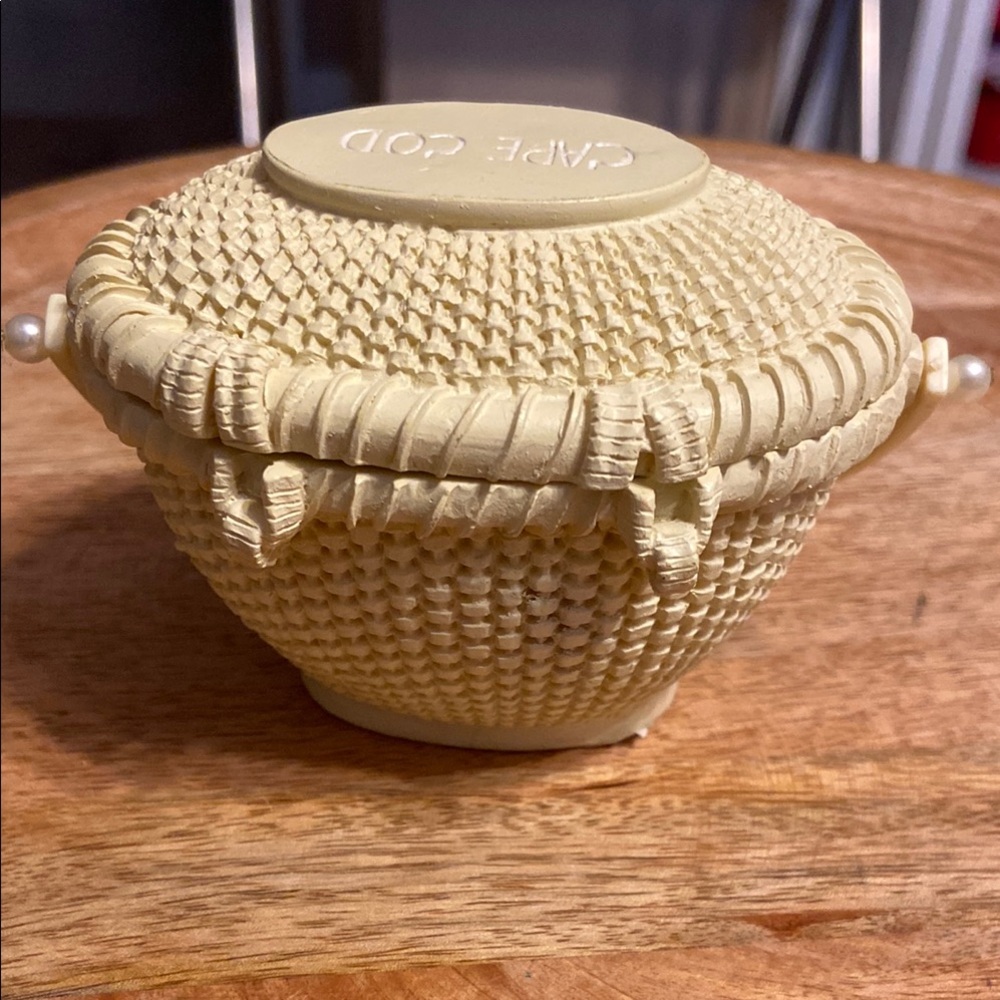 Cape Cod trinket box - Picture 3 of 9